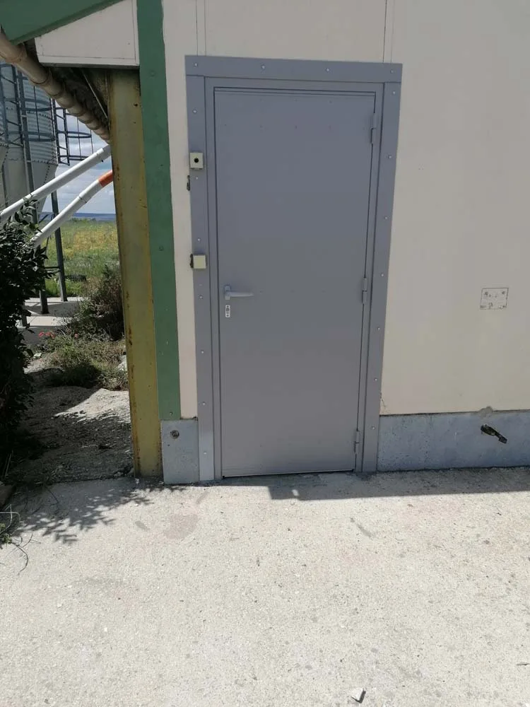 Porte tout métal Porte tout métal